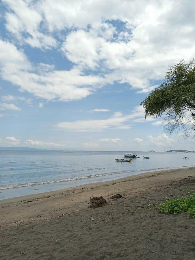 East Lombok Dive Hotel - 3 Private Rooms On The Beach With Seaview & Scuba Diving Center Labuhan Pandan Luaran gambar