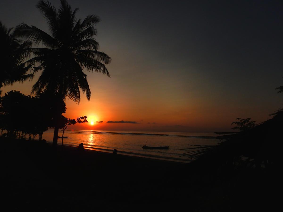 East Lombok Dive Hotel - 3 Private Rooms On The Beach With Seaview & Scuba Diving Center Labuhan Pandan Luaran gambar